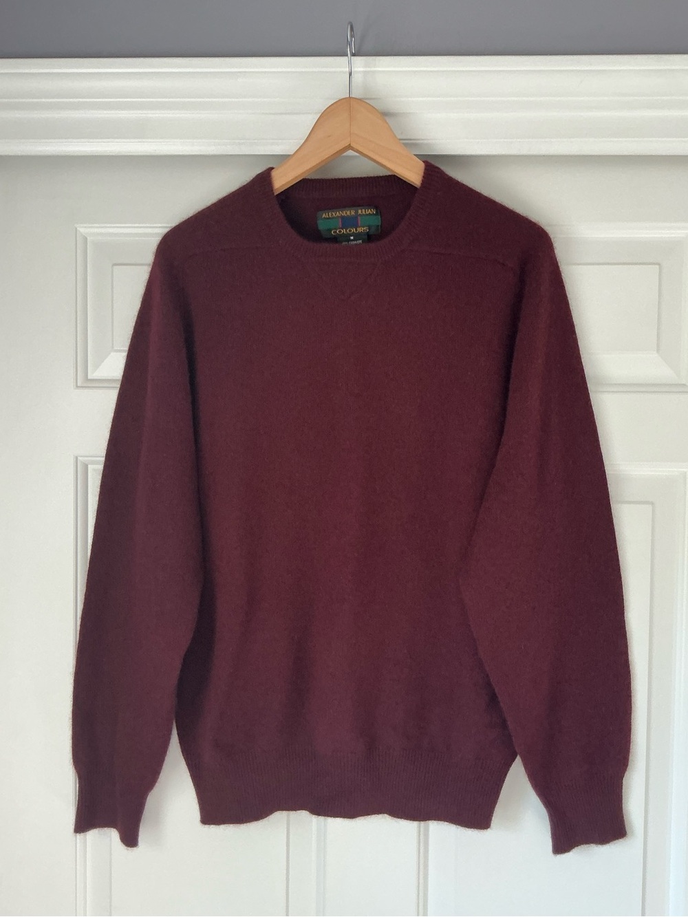 Alexander Julian Men’s Burgundy Cashmere Crewneck Sweater M